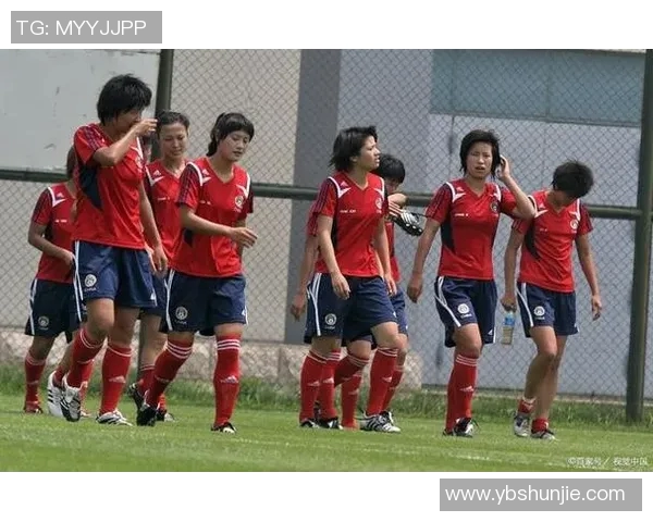 精英赛分析:北京足球队展现出色团队协作与战术配合能力 精英赛分析:北京足球队展现出色团队协作与战术配合能力