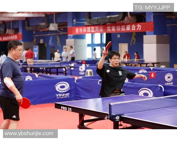 羽毛球的魅力与精神:深入武汉羽毛球队的训练与文化探索 羽毛球的魅力与精神:深入武汉羽毛球队的训练与文化探索